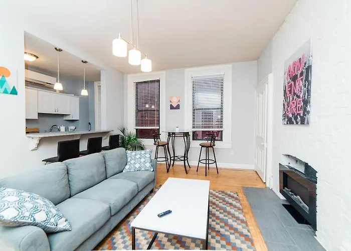Central Location Suite - Walkable Entertainment